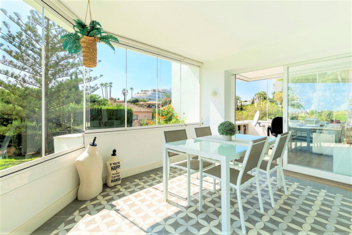 Qlistings Apartment - Ground Floor in San Pedro de Alcántara, Costa del Sol image 2